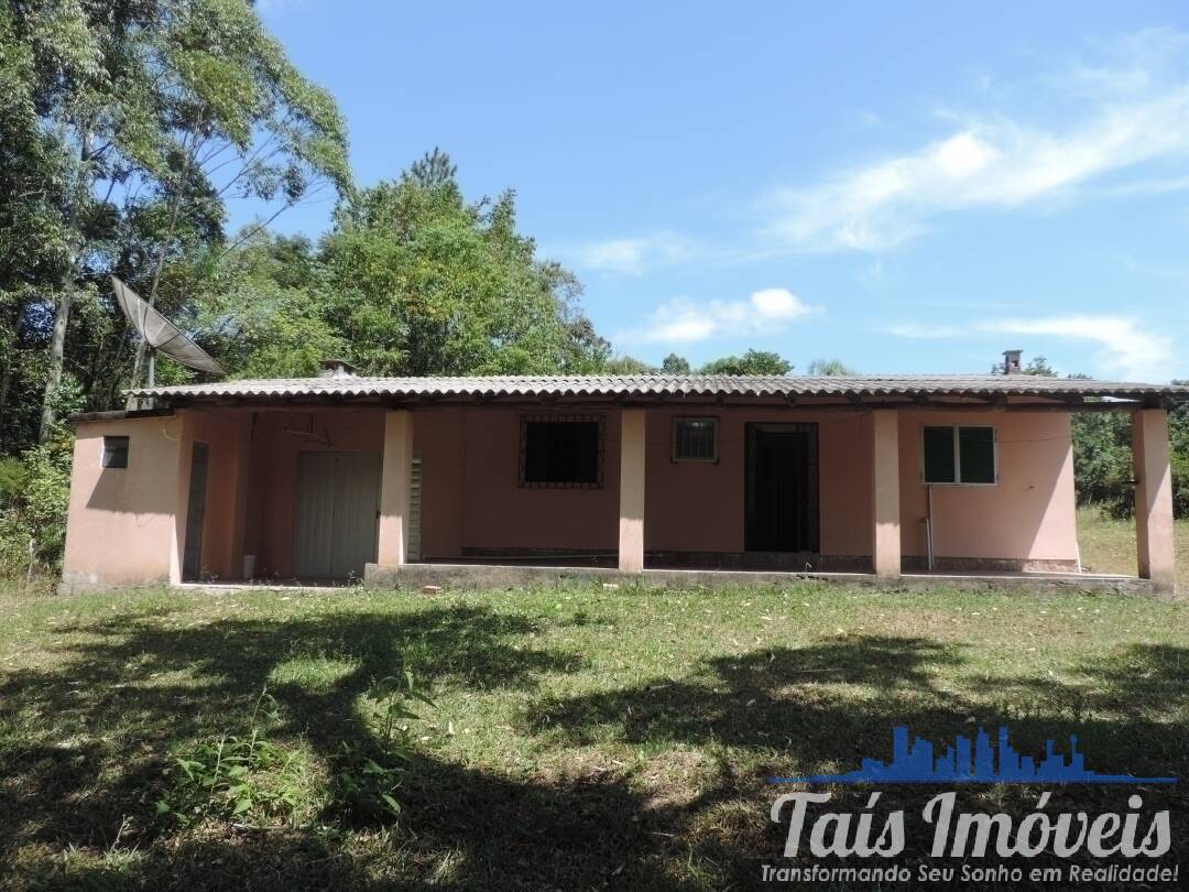 Fazenda à venda com 3 quartos, 50000m² - Foto 1