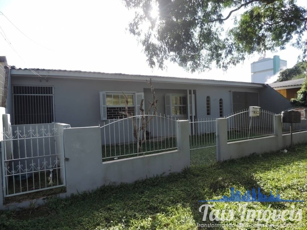 Casa à venda com 3 quartos, 175m² - Foto 1