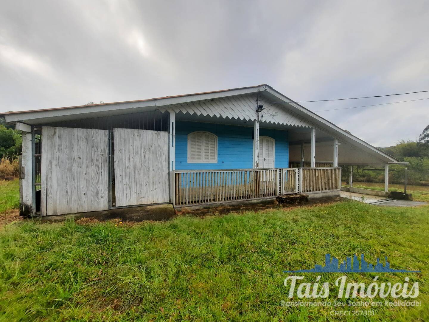 Fazenda à venda com 3 quartos, 2m² - Foto 1